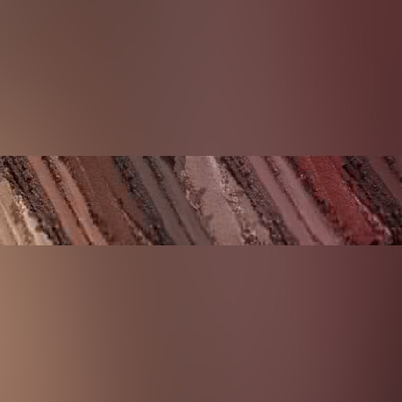 IL MAKIAGE Color Boss Master Eyeshadow Palette in Treat Yo’ Self - Picture 4 of 7